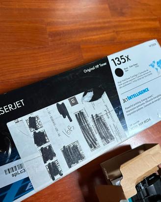 Toner HP 135x originale esausto