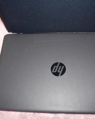 Computer portatile HP 250 G6