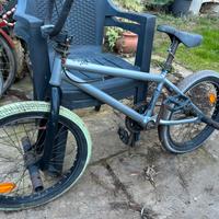 Bicicletta BMX