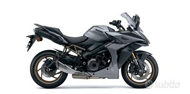 SUZUKI GSX-S1000GT .