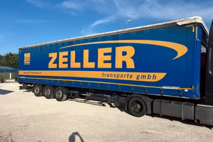 SCHWARZMULLER semirimorchio centinato alla frances