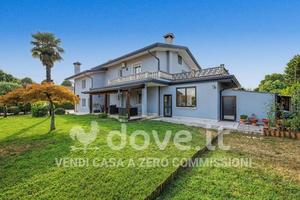 Villa di 350 m² con più di 5 locali a San Giorgio 