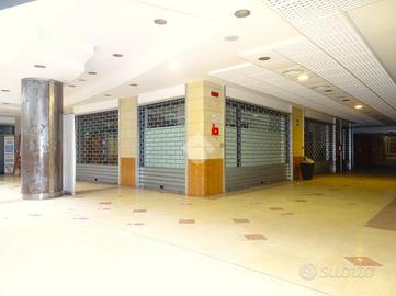 NEGOZIO A ALESSANDRIA