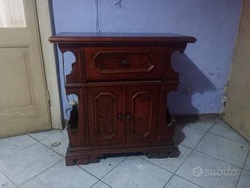 mobiletto TV in legno