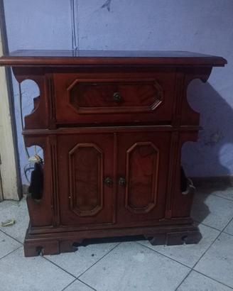 mobiletto TV in legno