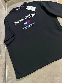 T-shirt Tommy Hilfiger