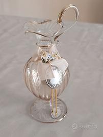 Piccola e fine brocca o giara in vetro 