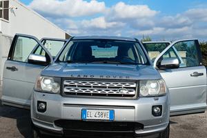 FUORISTRADA land rover