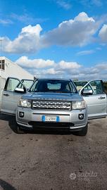 FUORISTRADA land rover