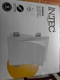 Coppia di applique da incasso vericiabile