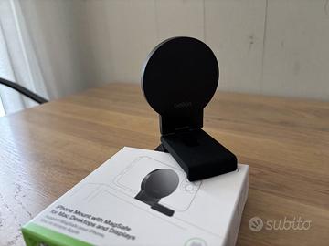Supporto iPhone con MagSafe di Belkin per monitor
