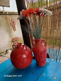 Coppia di vasi in vetro rosso