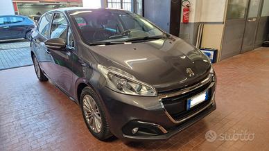 PEUGEOT 208 - 2018 1.2 82cv euro6 garanzia