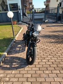 Moto Guzzi V7 Stone 850