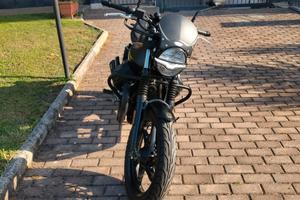 Moto Guzzi V7 Stone 850
