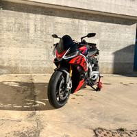 Aprilia Tuono v4 factory 2023