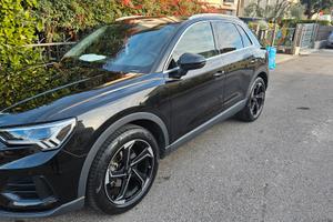 Audi Q3 2.0 TDI S tronic Business – 2019 – Automat