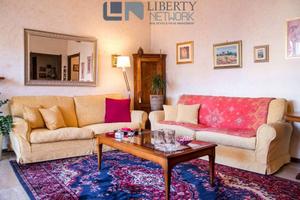 Appartamento di 136 m² con 4 locali a Opera