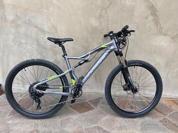 Rockrider ST900S
