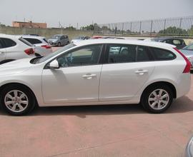 Volvo V60 D2 1.6 Kinetic