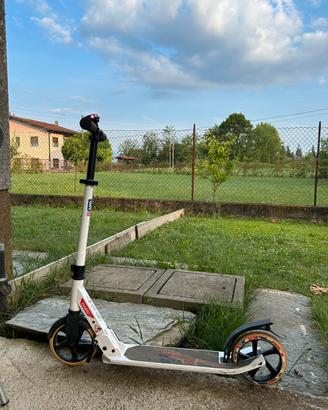 Monopattino