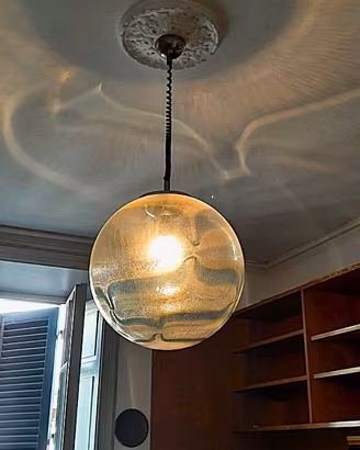 Lampadario a sfera a sospensione in vetro soffiato