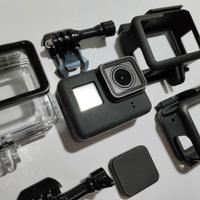 GoPro Hero 5 con accessori