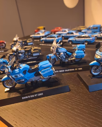 moto polizia stradale 1/43