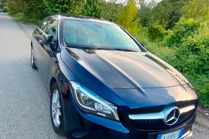 Mercedes -Benz  Cla 220  Shooting Brake Automatica