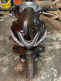 Aletta Aprilia Tuono 660