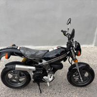 Suzuki Street magic 50