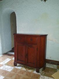 Credenzina in legno massello