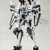Modellino in kit muv-luv alternative shiranui 2nd