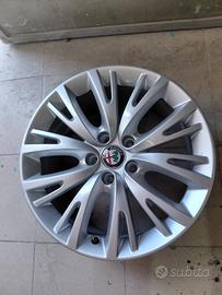 cerchio in lega da 17 pollici,alfa romeo Giulietta