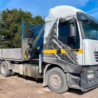 GRU USATA FASSI F250A.24 L203 SU IVECO MAGIRUS