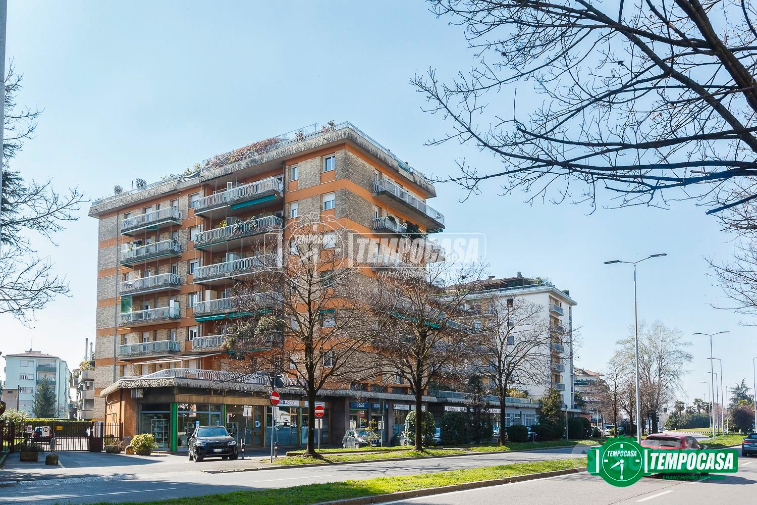 APPARTAMENTO CON TERRAZZA IN VIA CARDUCCI!
