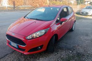 Ford Fiesta 1.4 3 porte Bz.- GPL Black & White Edi