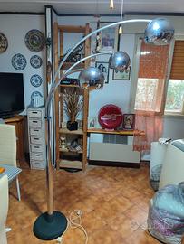 Lampada da terra vintage 