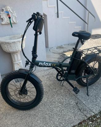 Bici elettrica pieghevole nilox x8