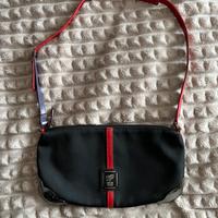 Borsa a spalla Piero Guidi nera dettagli rossi