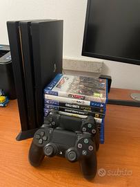 PS4 Pro 1TB + 2 Controller Originali + 9 Giochi