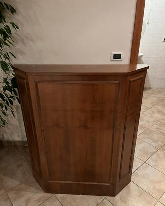 Pulpito di legno