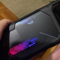 Asus rog phone 6d Batman edation