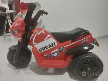 moto Ducati peg Perego 