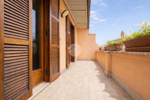 2 LOCALI A ROMA