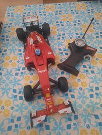 FERRARI F14T SCALA 1/14 TELECOMANDATA