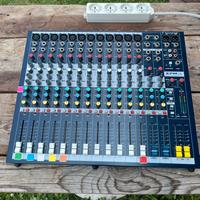 Mixer: Soundcraft EPM12