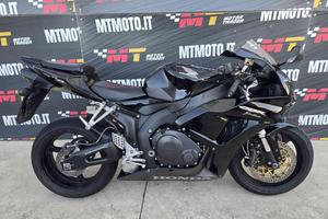 HONDA CBR 1000 RR Video 360