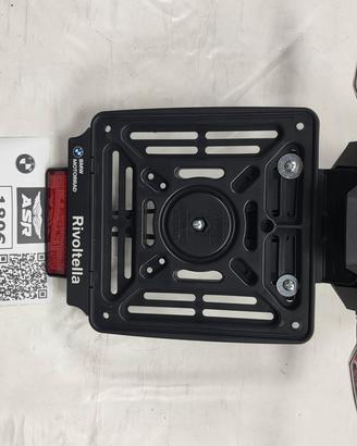 PORTATARGA COMPLETO DI FRECCE E LUCE PER BMW S1000