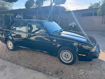 Alfa Romeo 75 i e 1.8 turbo america
